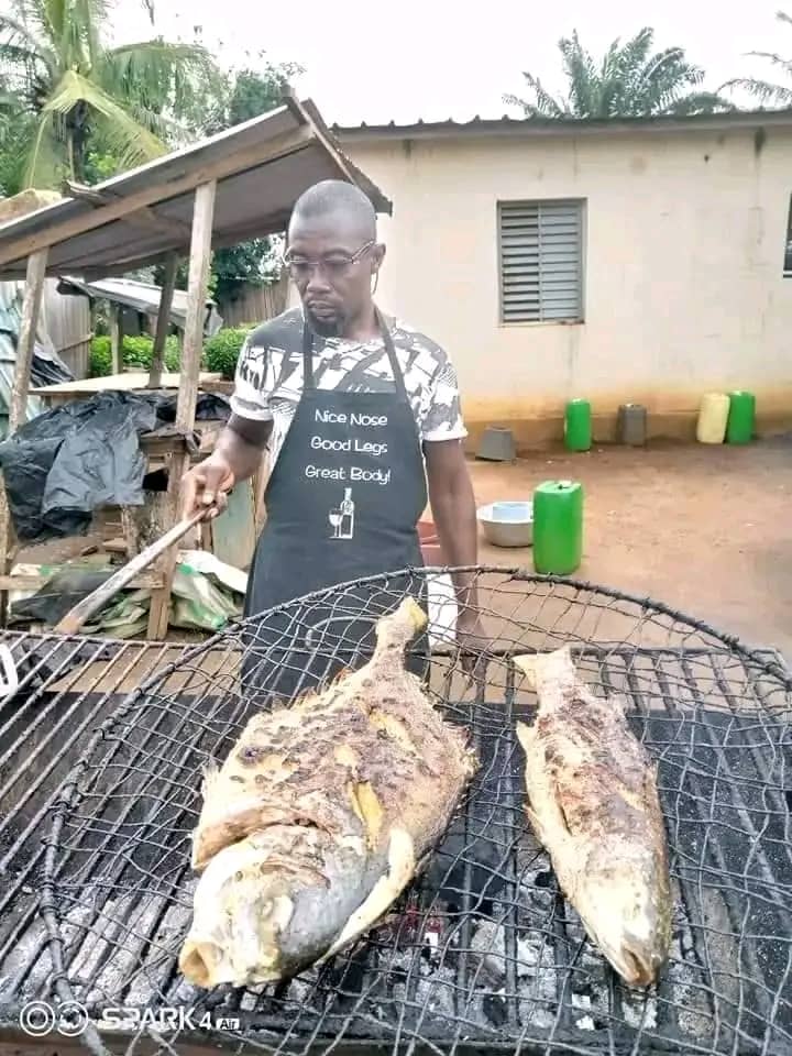 CHEZ BOUZA